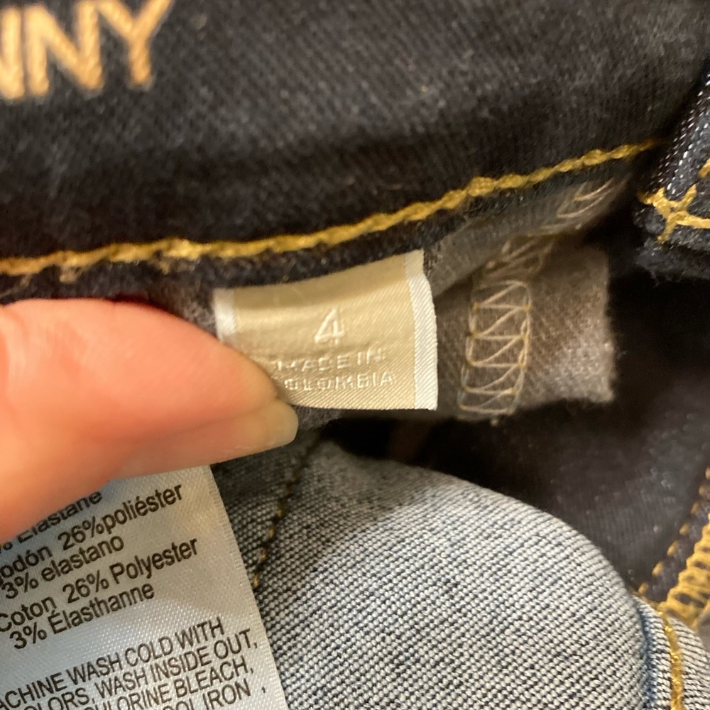 MICHAEL KORS | Women’s Izzy Skinny Jeans Dark Wash - Picture 7 of 8